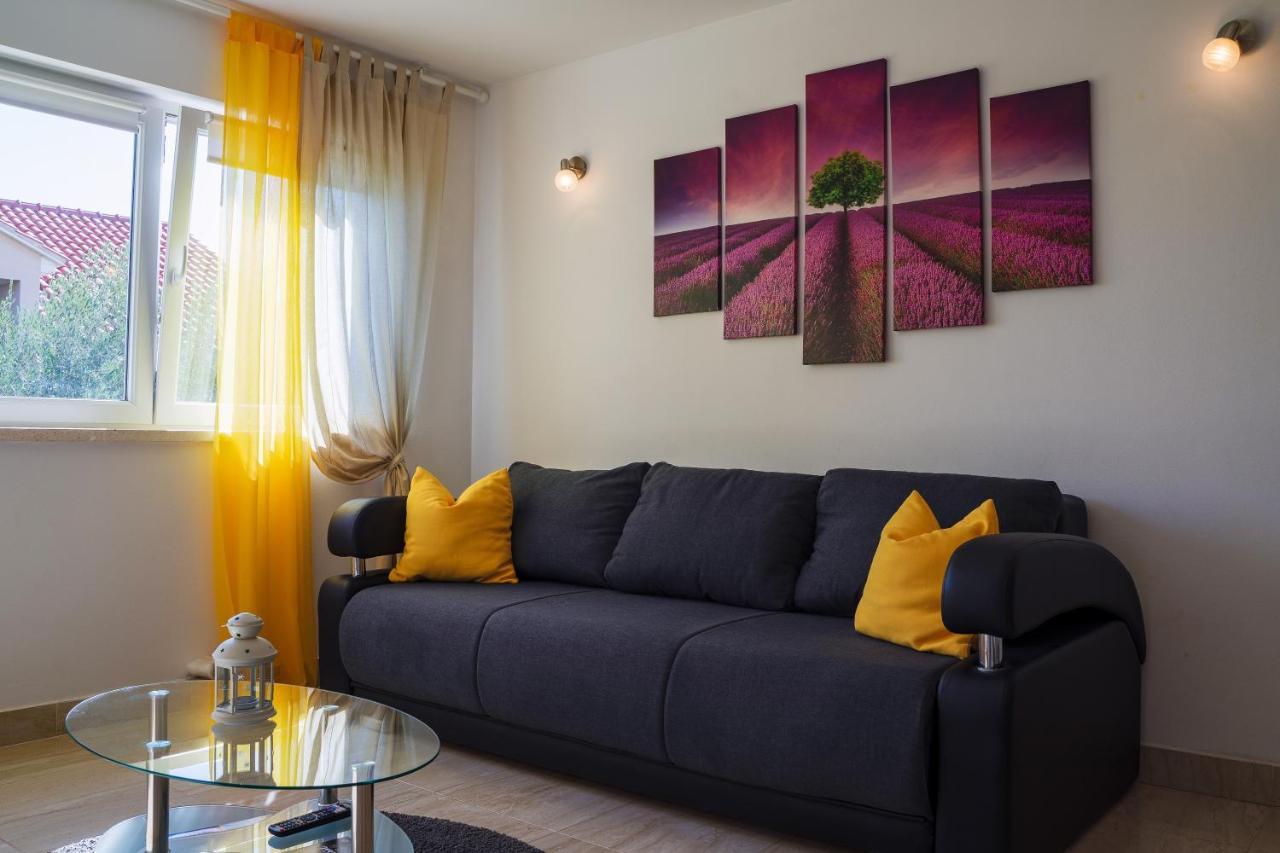 לומבארדה House Fidulic - Apartment The Lavender מראה חיצוני תמונה